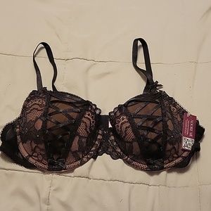 Adore me bra-never worn